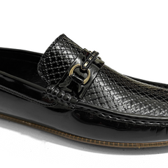 CLASSIC TEXTURED BLACK LOAFERS