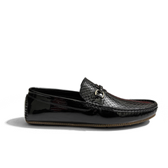 CLASSIC TEXTURED BLACK LOAFERS